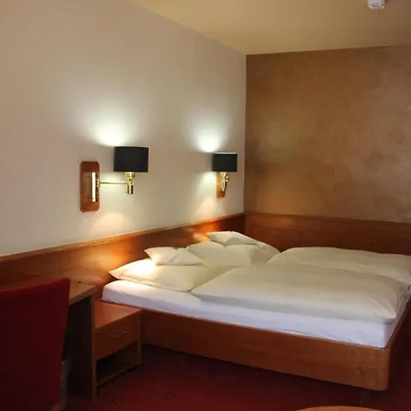 Teuchelwald מלון