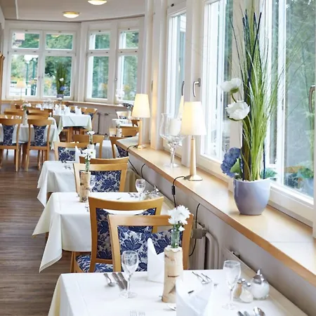 Teuchelwald מלון 4*