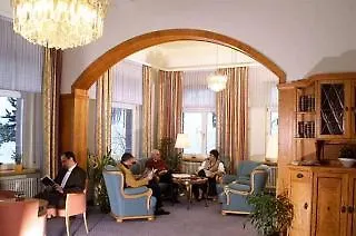 Teuchelwald מלון 4*