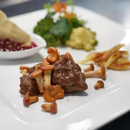 Teuchelwald מלון 4*